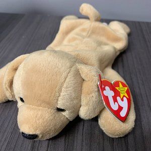 Ty beanie baby "Fetch" NWT